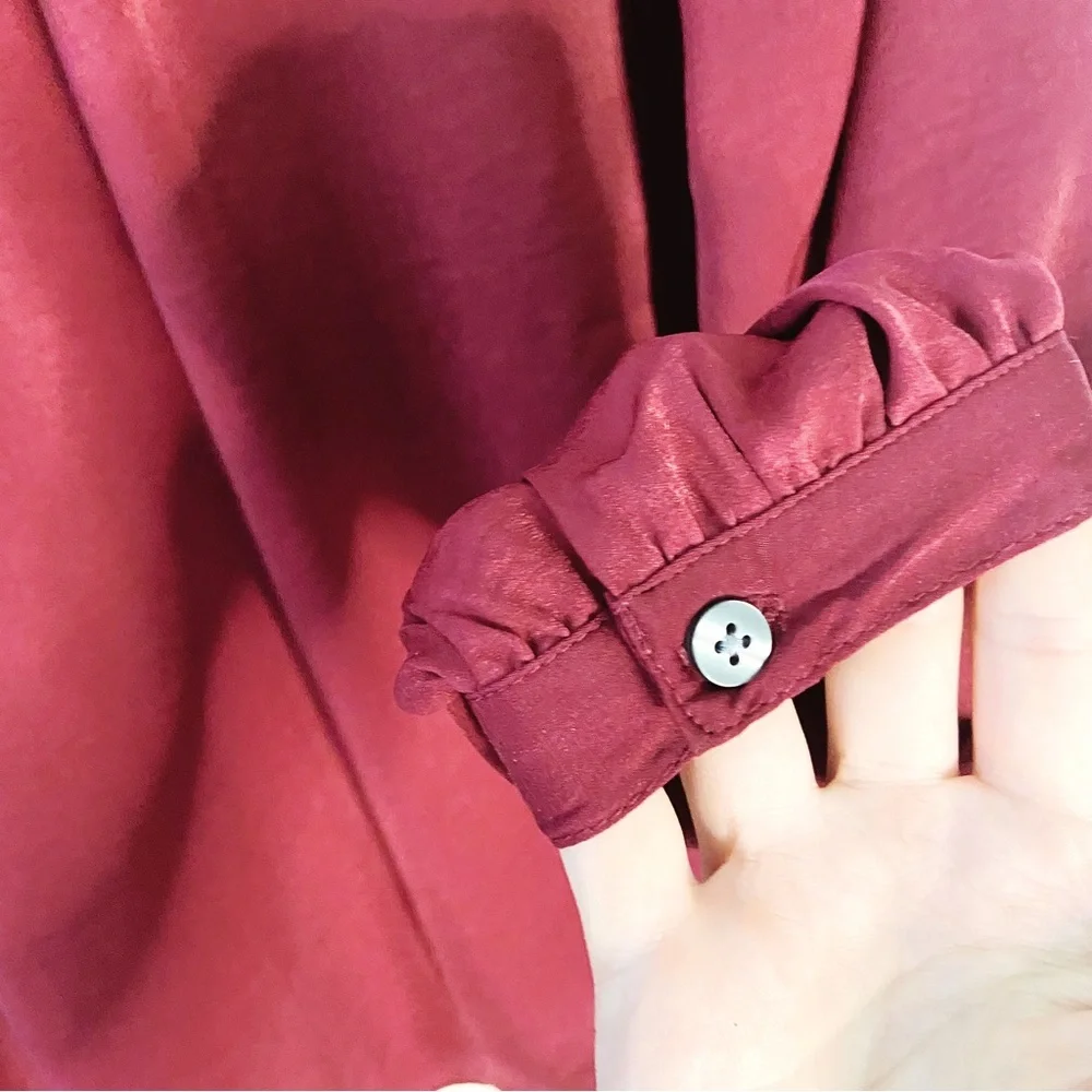 NEW! GAP Long Sleeve Split Neck red satin blouse. SIZE SMALL. - Picture 5 of 13